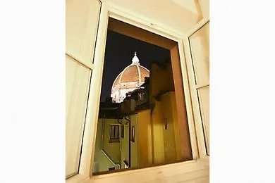Ξενοδοχείο με διαμερίσματα Granduomo Charming 4*