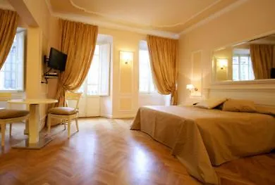 Ξενοδοχείο με διαμερίσματα Granduomo Charming 4*